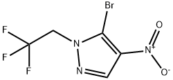 5-broMo-4-nitro-1-(2,2,2-trifluoroethyl)-1H-pyrazole Struktur