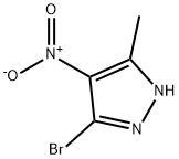 3-bromo-5-methyl-4-nitro-1H-pyrazole Struktur