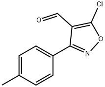 5-chloro-3-(4-methylphenyl)-1,2-oxazole-4-carbaldehyde Struktur