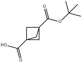 3-(tert-Butoxycarbonyl)bicyclo[1.1.1]pentane-1-carboxylicacid Struktur