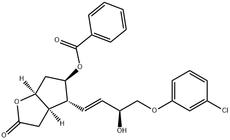 (3aR,4R,5R,6aS)- 5-(benzoyloxy)-4-[(1E,3S)-4-(3-chlorophenoxy)-3-hydroxy-1-buten-1-yl]hexahydro-2H-Cyclopenta[b]furan-2-one Struktur