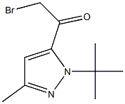 2-bromo-1-(1-tert-butyl-3-methyl-1H-pyrazol-5-yl)ethanone Struktur