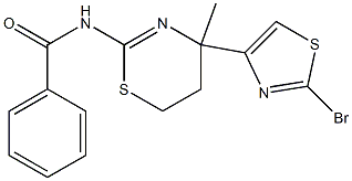 N-(4-(2-bromothiazol-4-yl)-4-methyl-5,6-dihydro-4H-1,3-thiazin-2-yl)benzamide Struktur