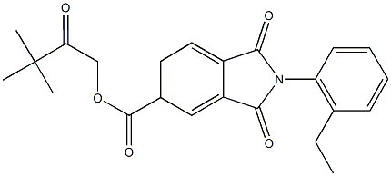 3,3-dimethyl-2-oxobutyl 2-(2-ethylphenyl)-1,3-dioxo-5-isoindolinecarboxylate Struktur