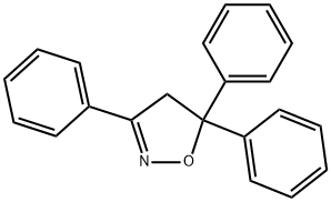 3,5,5-triphenyl-4,5-dihydroisoxazole Struktur