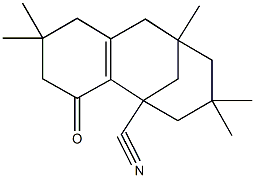 5,5,9,11,11-pentamethyl-3-oxotricyclo[7.3.1.0~2,7~]tridec-2(7)-ene-1-carbonitrile Struktur