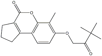 7-(3,3-dimethyl-2-oxobutoxy)-6-methyl-2,3-dihydro-1H-cyclopenta[c]chromen-4-one Struktur