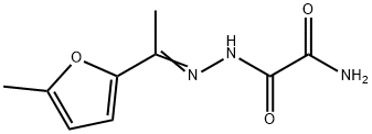 N'-[(E)-1-(5-methylfuran-2-yl)ethylideneamino]oxamide Struktur