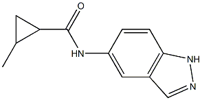 N-(1H-indazol-5-yl)-2-methylcyclopropane-1-carboxamide Struktur