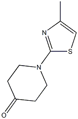 1-(4-methyl-1,3-thiazol-2-yl)piperidin-4-one Struktur