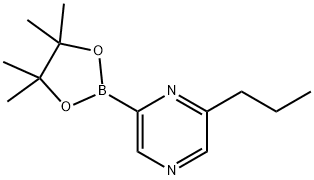 2-propyl-6-(4,4,5,5-tetramethyl-1,3,2-dioxaborolan-2-yl)pyrazine Struktur