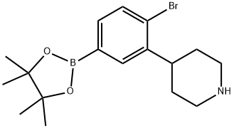 4-(2-bromo-5-(4,4,5,5-tetramethyl-1,3,2-dioxaborolan-2-yl)phenyl)piperidine Struktur