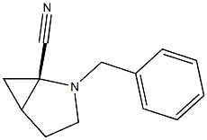 (1S)-2-benzyl-2-azabicyclo[3.1.0]hexane-1-carbonitrile Struktur