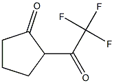 2-(2,2,2-trifluoroacetyl)cyclopentan-1-one Struktur