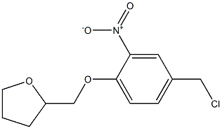 2-[4-(chloromethyl)-2-nitrophenoxymethyl]oxolane Struktur