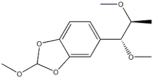 5-[(1R,2S)-1,2-Dimethoxypropyl]-2-methoxy-1,3-benzodioxole Struktur