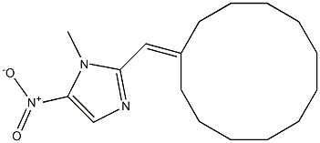 1-Methyl-2-[(cyclododecane-1-ylidene)methyl]-5-nitro-1H-imidazole Struktur