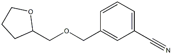 3-[(tetrahydrofuran-2-ylmethoxy)methyl]benzonitrile Struktur