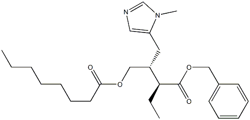 (2S,3R)-2-Ethyl-3-[(octanoyloxy)methyl]-4-(1-methyl-1H-imidazol-5-yl)butanoic acid benzyl ester Struktur