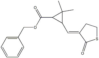 3-[[(3E)-2-Oxothiolan-3-ylidene]methyl]-2,2-dimethylcyclopropanecarboxylic acid benzyl ester Struktur