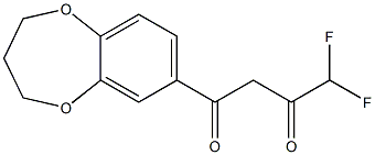 1-(3,4-dihydro-2H-1,5-benzodioxepin-7-yl)-4,4-difluorobutane-1,3-dione Struktur