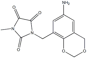 1-[(6-amino-2,4-dihydro-1,3-benzodioxin-8-yl)methyl]-3-methylimidazolidine-2,4,5-trione Struktur