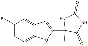 5-(5-bromo-1-benzofuran-2-yl)-5-methylimidazolidine-2,4-dione Struktur