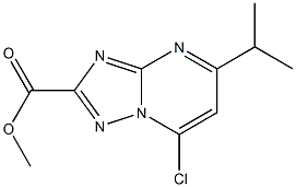 methyl 7-chloro-5-isopropyl[1,2,4]triazolo[1,5-a]pyrimidine-2-carboxylate Struktur