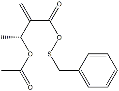 (3R)-3-Acetyloxy-2-methylenebutyric acid 2-phenylthioethyl ester Struktur