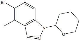 5-bromo-1-(tetrahydro-2H-pyran-2-yl)-4-methyl-1H-indazole Struktur