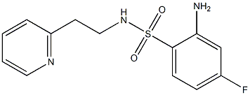 2-amino-4-fluoro-N-[2-(pyridin-2-yl)ethyl]benzene-1-sulfonamide Struktur