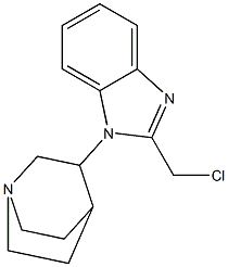 1-{1-azabicyclo[2.2.2]octan-3-yl}-2-(chloromethyl)-1H-1,3-benzodiazole Struktur