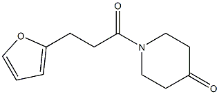 1-[3-(furan-2-yl)propanoyl]piperidin-4-one Struktur