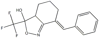 3,3A,4,5,6,7-HEXAHYDRO-7-((E)-PHENYLMETHYLIDENE)-3-(TRIFLUOROMETHYL)-2,1-BENZISOXAZOL-3-OL Struktur