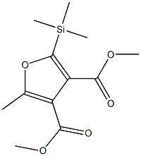 2-(Trimethylsilyl)-5-methylfuran-3,4-dicarboxylic acid dimethyl ester Struktur