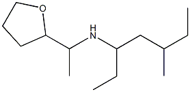 (5-methylheptan-3-yl)[1-(oxolan-2-yl)ethyl]amine Struktur