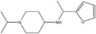 N-[1-(furan-2-yl)ethyl]-1-(propan-2-yl)piperidin-4-amine Struktur