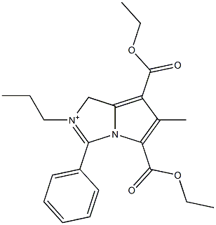 5,7-Bis(ethoxycarbonyl)-6-methyl-2-propyl-3-(phenyl)-1H-pyrrolo[1,2-c]imidazol-2-ium Struktur