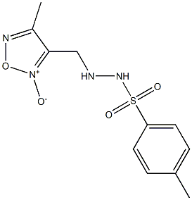 3-Methyl-4-[2-(4-methylphenylsulfonyl)hydrazinomethyl]furazan 5-oxide Struktur