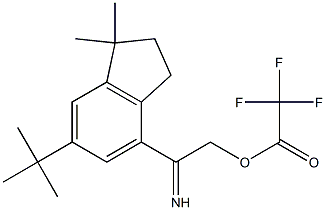 6-(tert-butyl)-1,1-dimethyl-4-{[(2,2,2-trifluoroacetyl)oxy]ethanimidoyl}indane Struktur