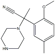 2-(2-methoxy-5-methylphenyl)-2-(piperazin-1-yl)propanenitrile Struktur