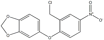 5-[2-(chloromethyl)-4-nitrophenoxy]-2H-1,3-benzodioxole Struktur