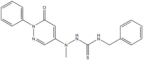 2-Phenyl-5-[1-methyl-2-[benzylamino(thiocarbonyl)]hydrazino]pyridazin-3(2H)-one Struktur