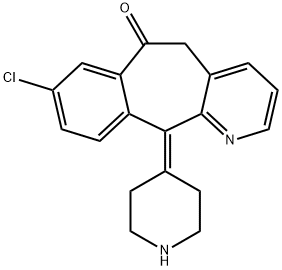 6H-Benzo[5,6]cyclohepta[1,2-b]pyridin-6-one, 8-chloro-5,11-dihydro-11-(4-piperidinylidene)- Struktur