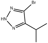 2H-1,2,3-Triazole, 4-bromo-5-(1-methylethyl)- Struktur