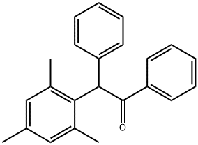 Ethanone, 1,2-diphenyl-2-(2,4,6-trimethylphenyl)- Struktur