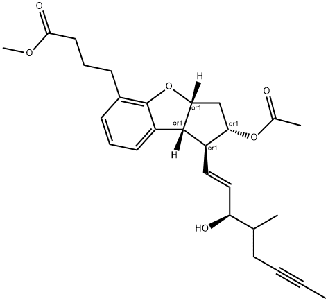 1H-Cyclopenta[b]benzofuran-5-butanoic acid, 2-(acetyloxy)-2,3,3a,8b-tetrahydro-1-[(1E,3R)-3-hydroxy-4-methyl-1-octen-6-yn-1-yl]-, methyl ester, (1S,2S,3aR,8bR)-rel- Struktur