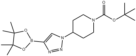 1-Piperidinecarboxylic acid, 4-[4-(4,4,5,5-tetramethyl-1,3,2-dioxaborolan-2-yl)-1H-1,2,3-triazol-1-yl]-, 1,1-dimethylethyl ester Struktur