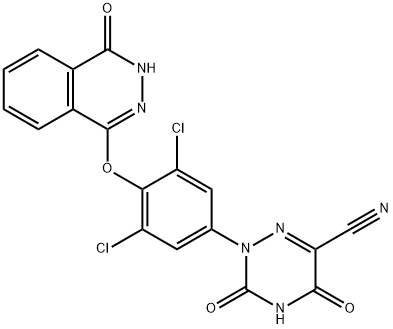 1,2,4-Triazine-6-carbonitrile, 2-[3,5-dichloro-4-[(3,4-dihydro-4-oxo-1-phthalazinyl)oxy]phenyl]-2,3,4,5-tetrahydro-3,5-dioxo- Struktur