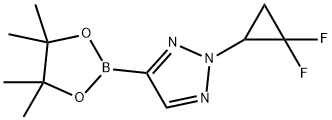 2-(2,2-Difluorocyclopropyl)-4-(4,4,5,5-tetramethyl-1,3,2-dioxaborolan-2-yl)-2H-1,2,3-triazole Struktur